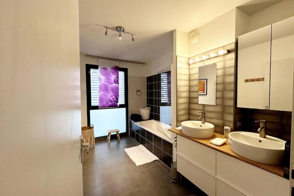 Bel Appart Design 2Ch, Mairie, Pkg, Wifi, Terrasse, Port Marianne Montpellier Exterior foto